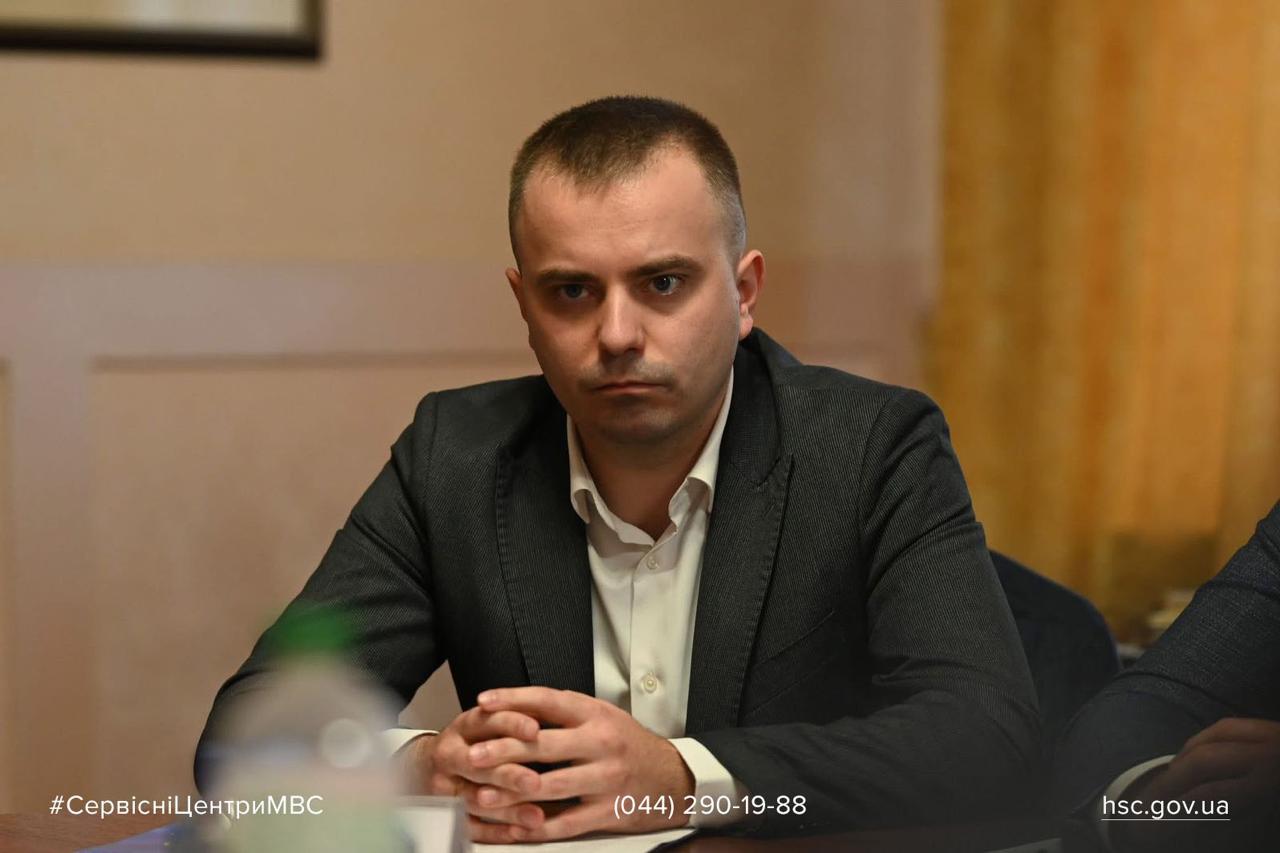 0363fb88-d62c-40e4-8c40-789b506108f1