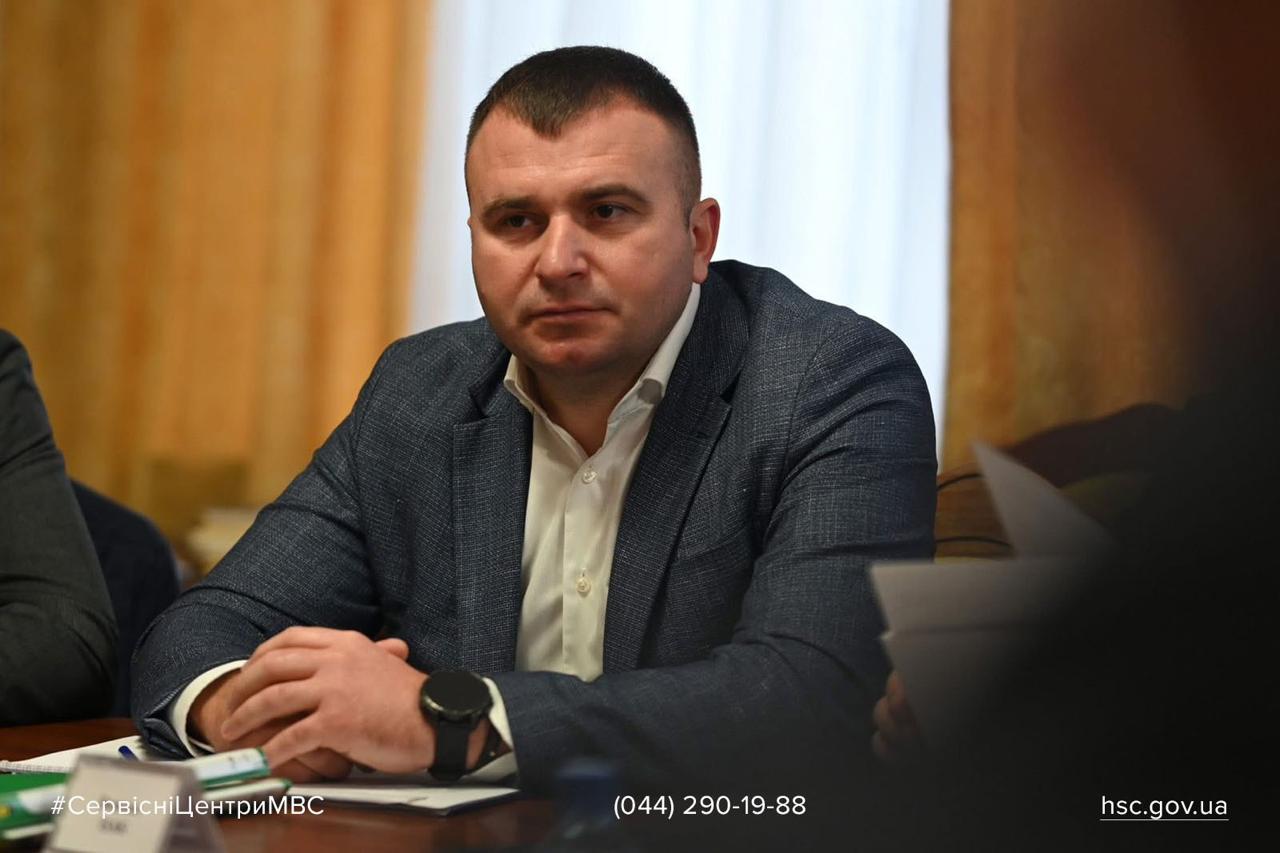 4faf9370-09af-42d2-8965-c1fc7e9f8d73